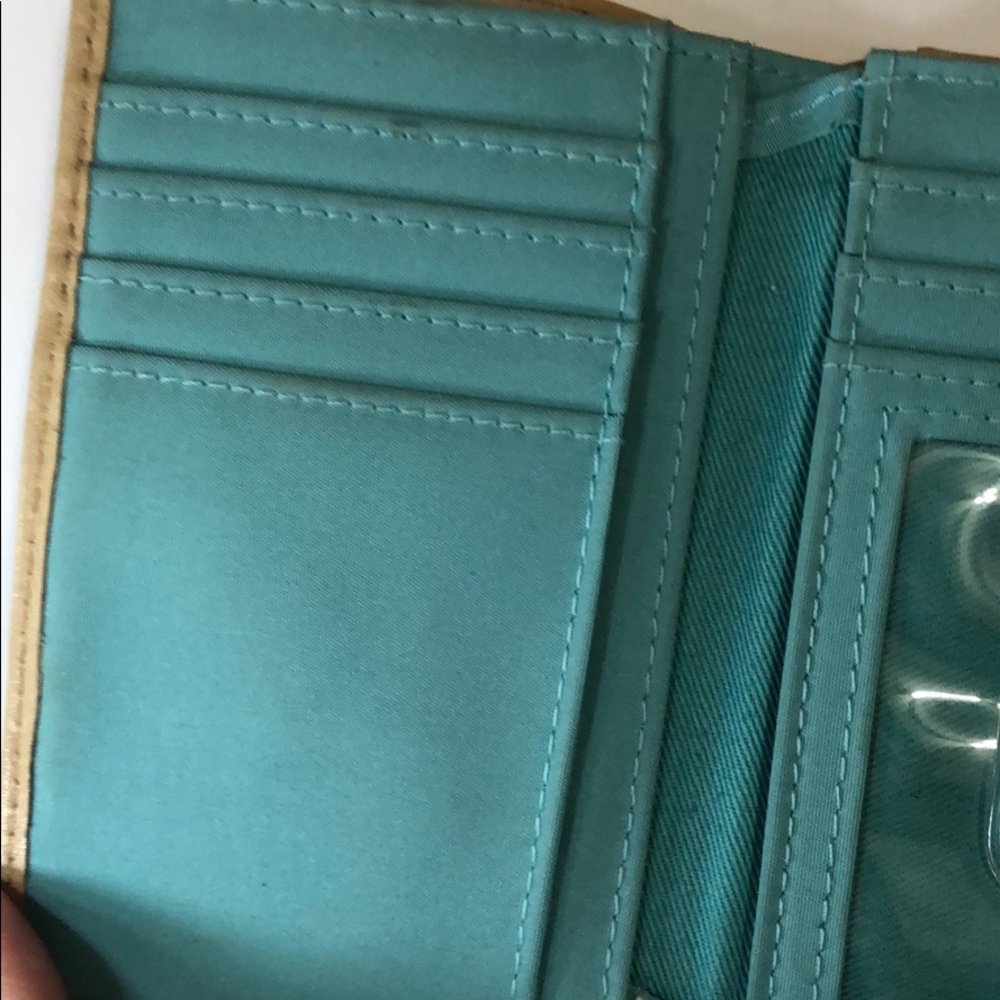 Fossil Light Tan Folded Wallet Snap Closure - image 6